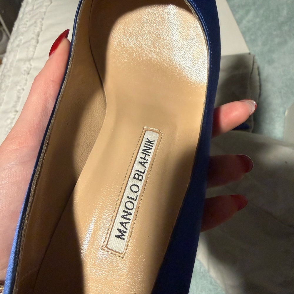 Manolo Blahnik Hangisi 70mm satin blue heels - sz 39.5 - Picture 13 of 13